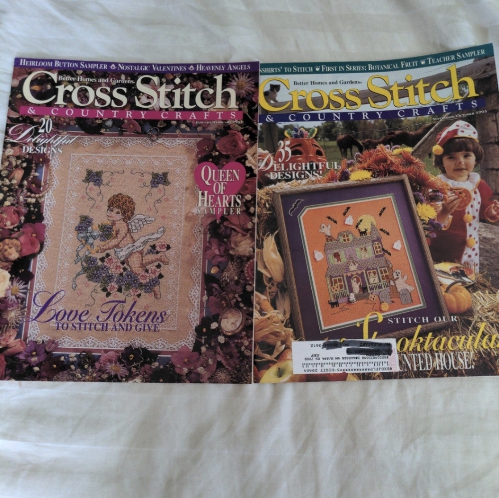 7 Vintage Back Issues of Cross Stitch and Country Crafts - Picture 3 of 5